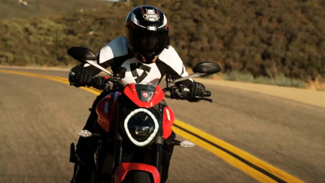 Is It Legal to Ride a Motorcycle Without a Helmet